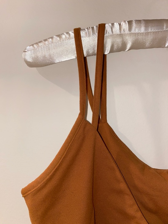 Halara Tan Double Straps Cropped Yoga Tank Top - Picture 5 of 7